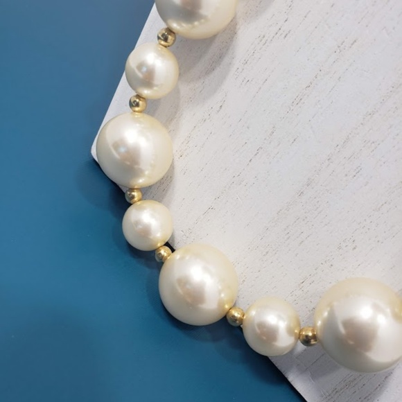 Napier Vintage Large Faux Pearl Statement Necklace - Picture 4 of 8